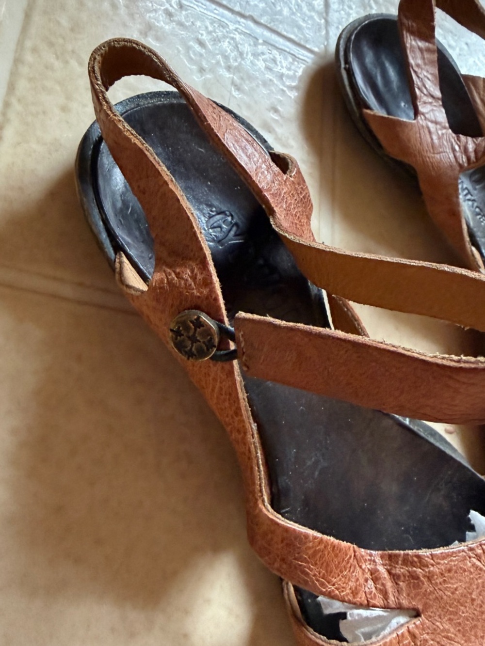 Cydwoq handmade USA/CA sandals flats shoes USW 7.5 EU 37-1/2 - Picture 3 of 7